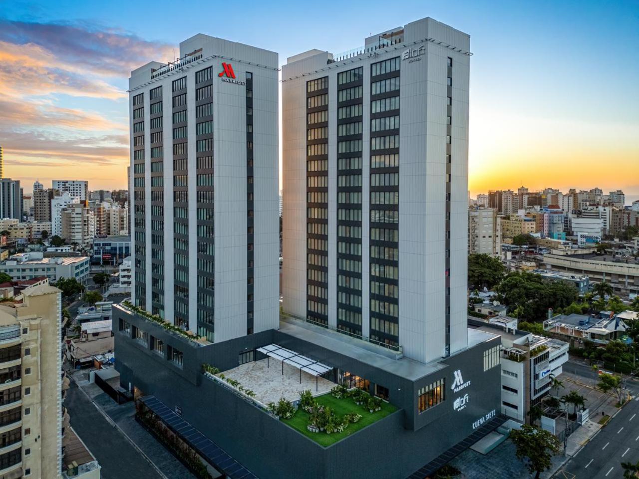 Aloft Santo Domingo Piantini Hotel Eksteriør billede