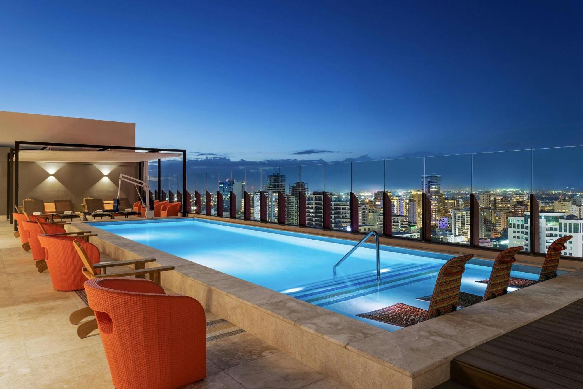 Aloft Santo Domingo Piantini Hotel Eksteriør billede