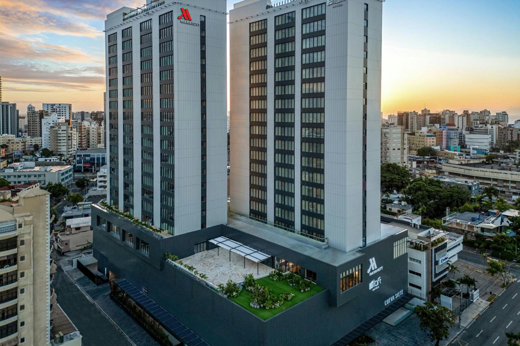 Aloft Santo Domingo Piantini Hotel Eksteriør billede